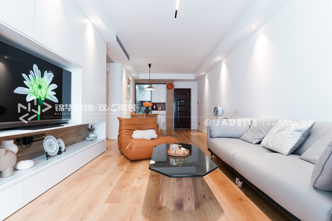 刮完腻子多久可以住人  刷白墙的涂料会含有甲醛吗？